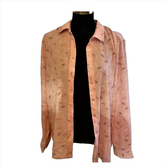 Button-up Blouse with Glasses Pattern by Como Blu - Picture 3 of 4